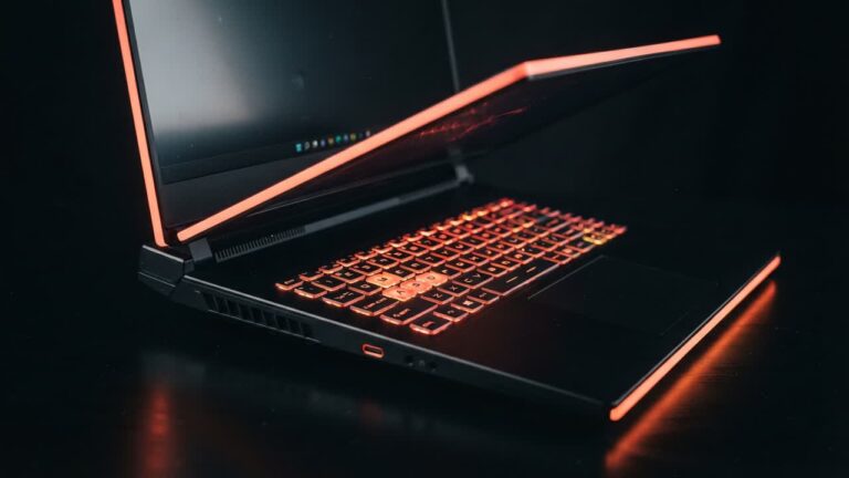 MSI Crosshair A16 HX Hands On Review – This 16 Core RYZEN Laptop Is FAST